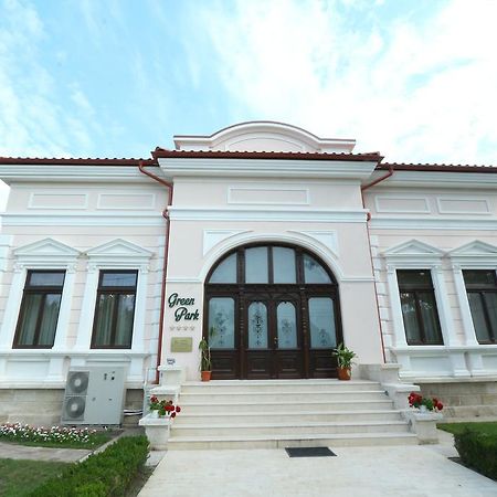 Green Park Boutique Hotel Focşani Exteriér fotografie