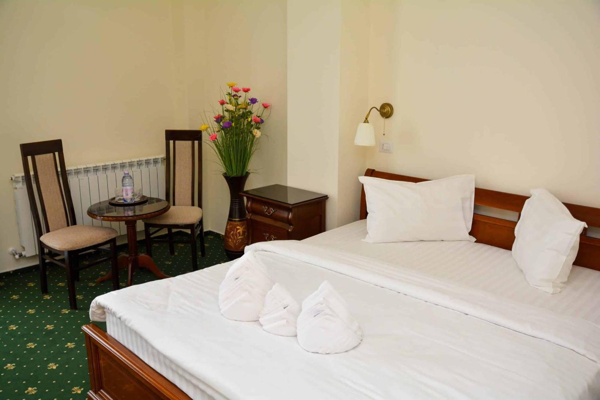 Green Park Boutique Hotel Focşani Exteriér fotografie