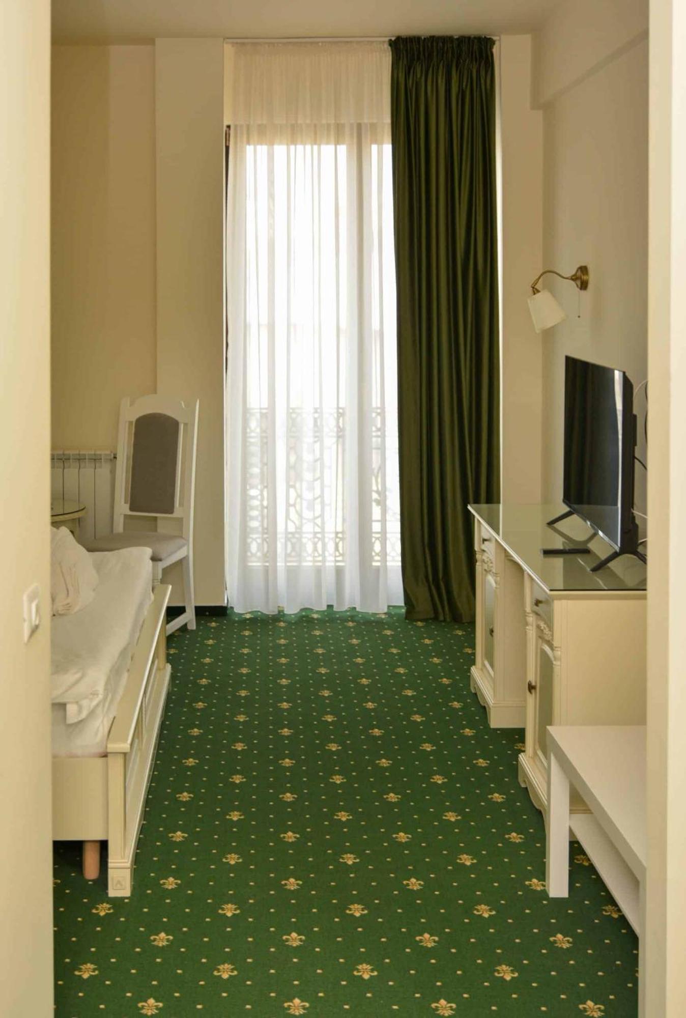 Green Park Boutique Hotel Focşani Exteriér fotografie