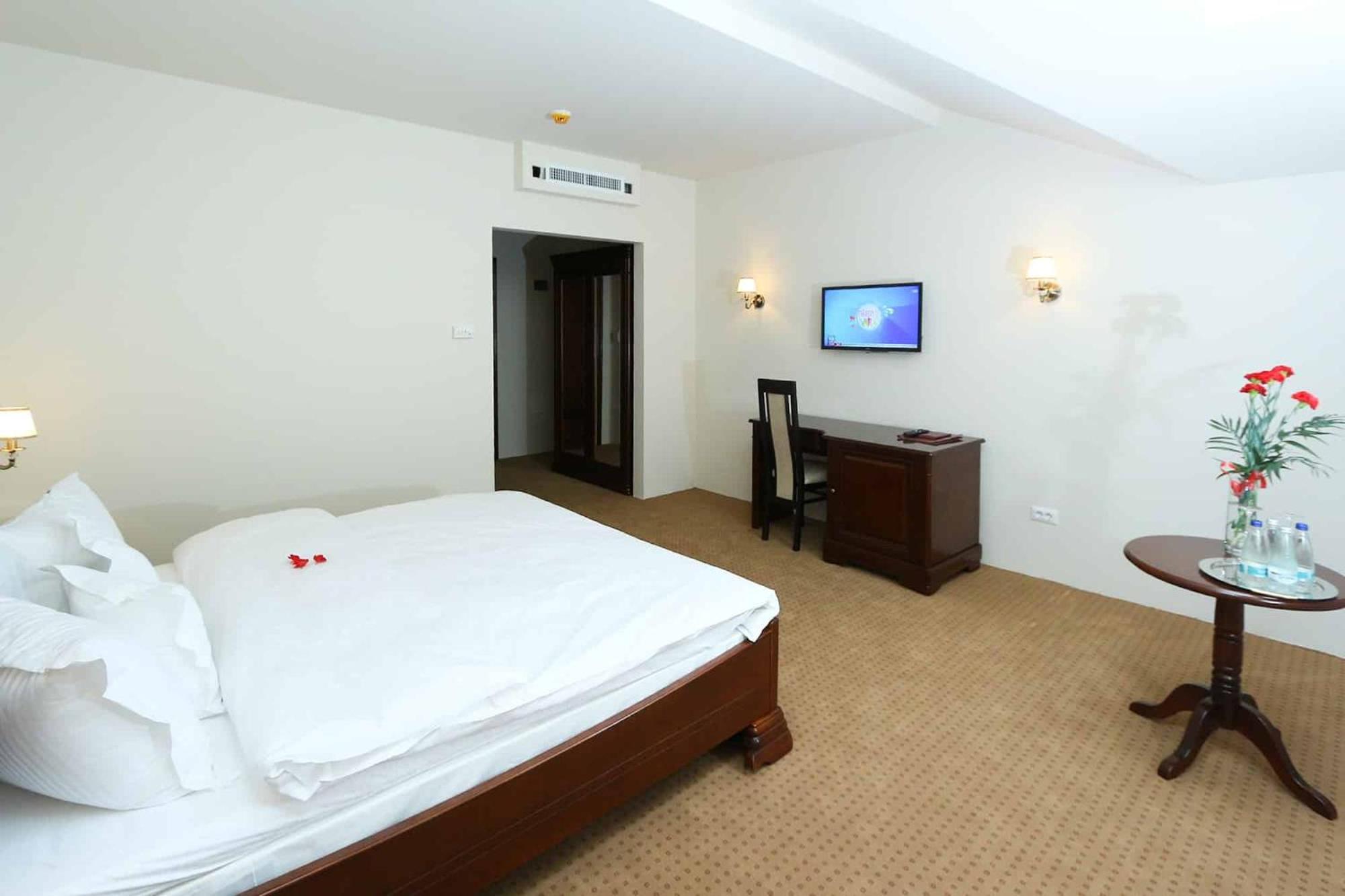 Green Park Boutique Hotel Focşani Exteriér fotografie